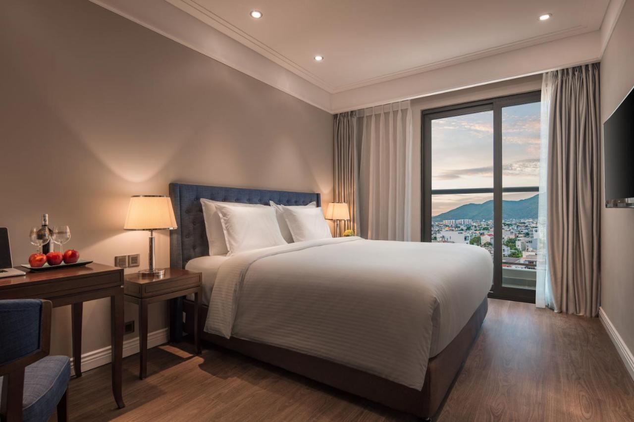Luxury Beach Condo 5-Star, Rooftop Pool Дананг Экстерьер фото
